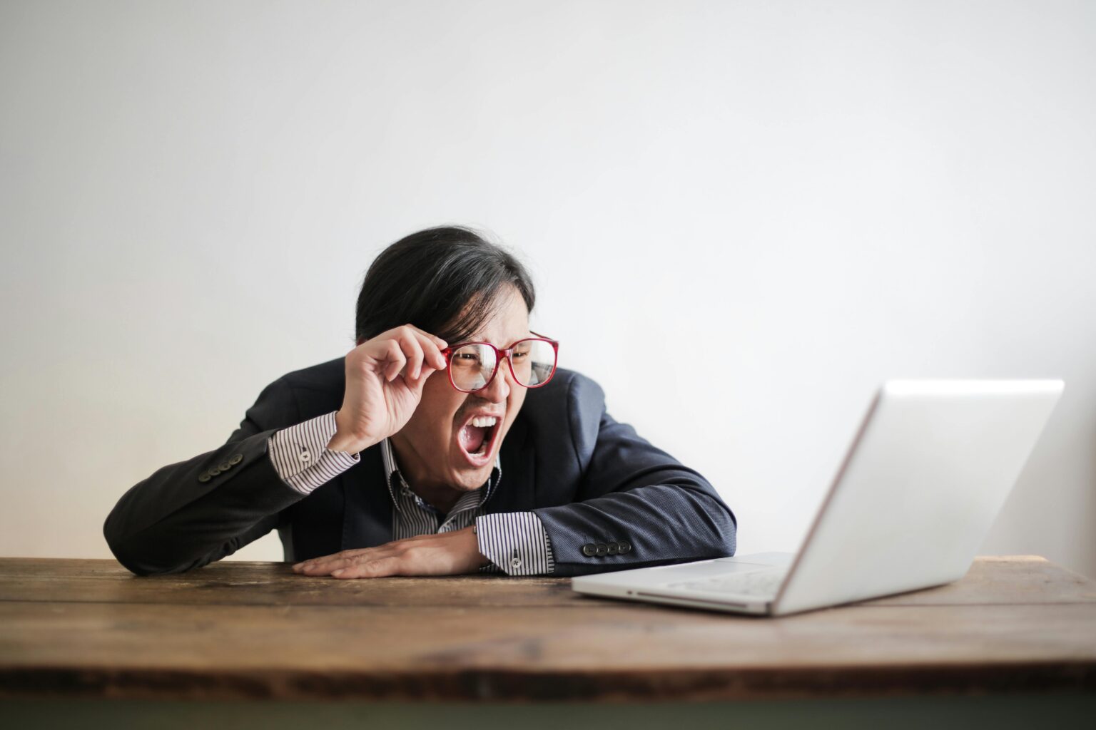 告誡單是什麼?會被限制多久?詐欺律師教你影響與撤銷方式 - 翊宇律師事務所