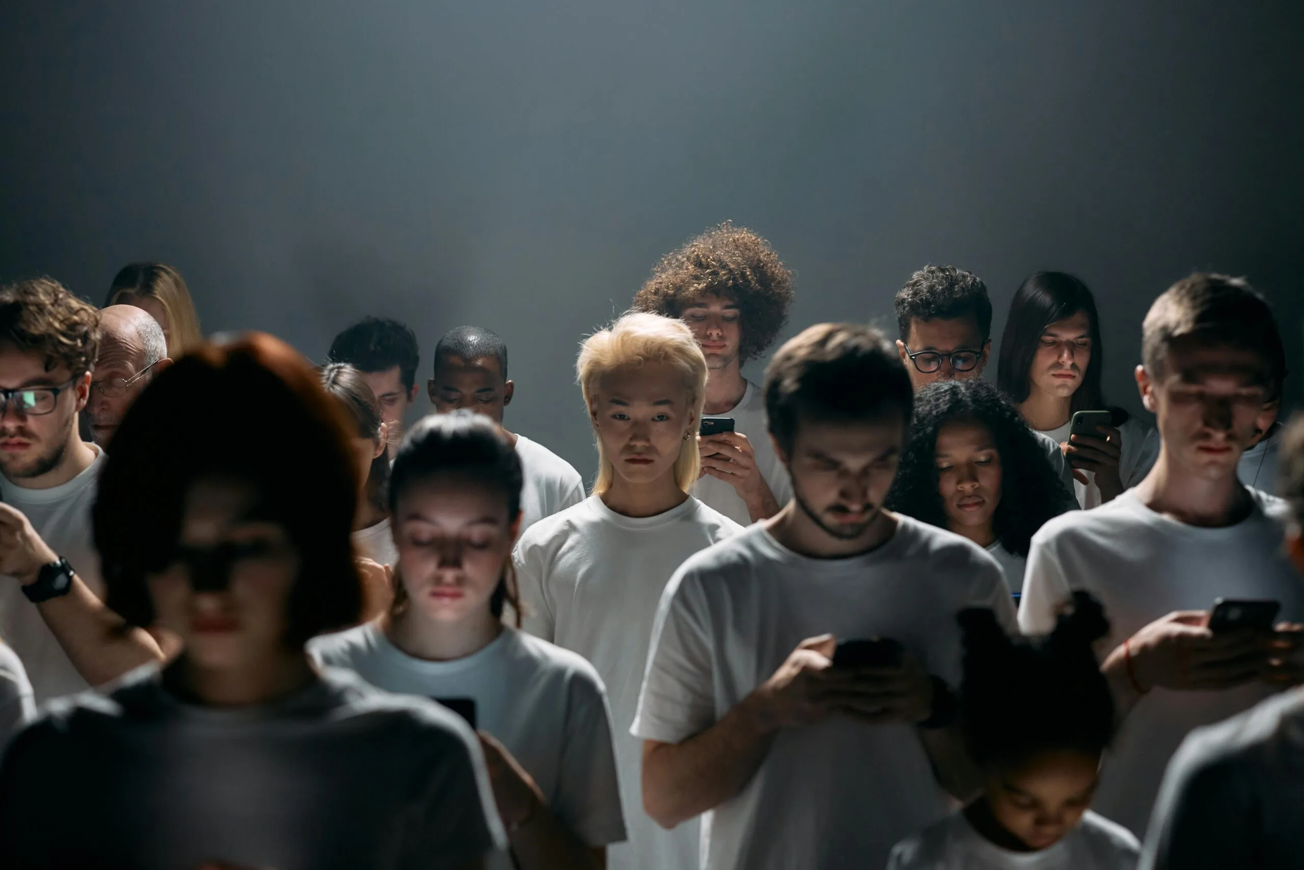 公然侮辱構成要件？罵人有價？網路紛爭歸誰管？律師整理113憲判3懶人包！