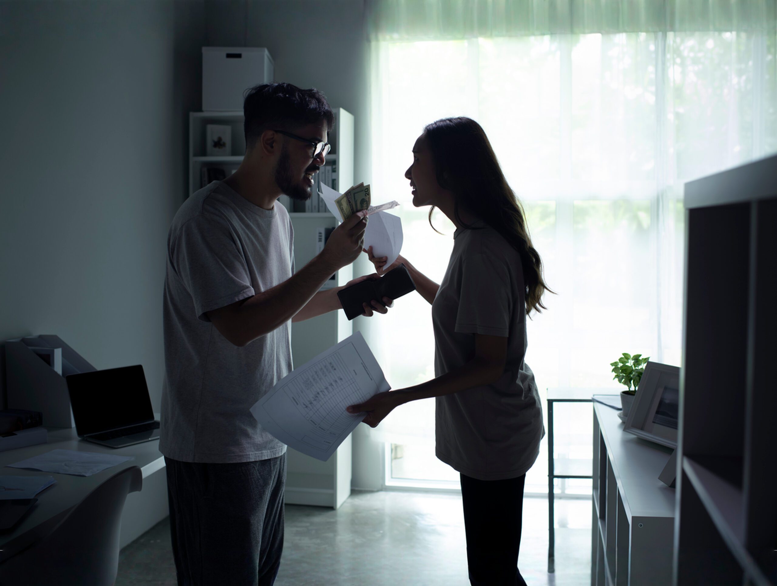 外遇可以告幾次？一次掌握行為次數、和解效力與提告時限！