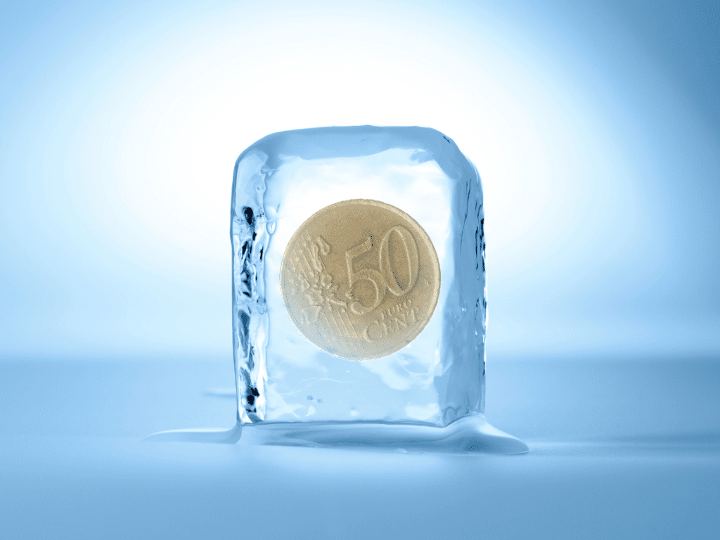 法院強制執行凍結財產示意圖