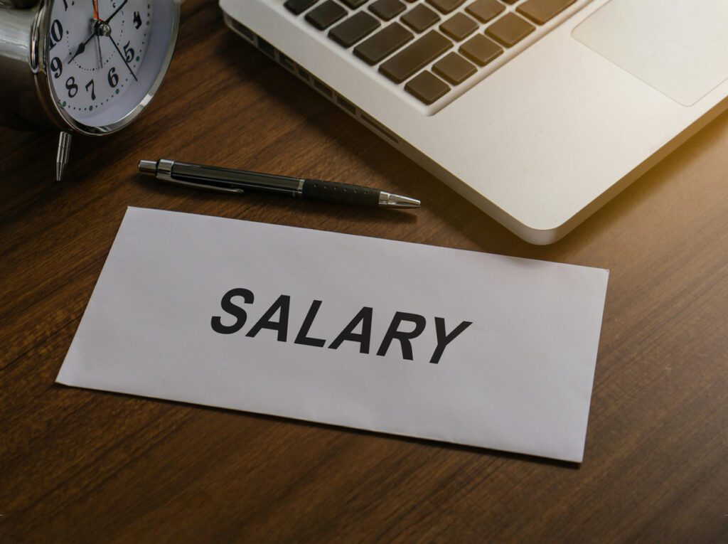 收到法院強制執行扣薪通知文件示意圖