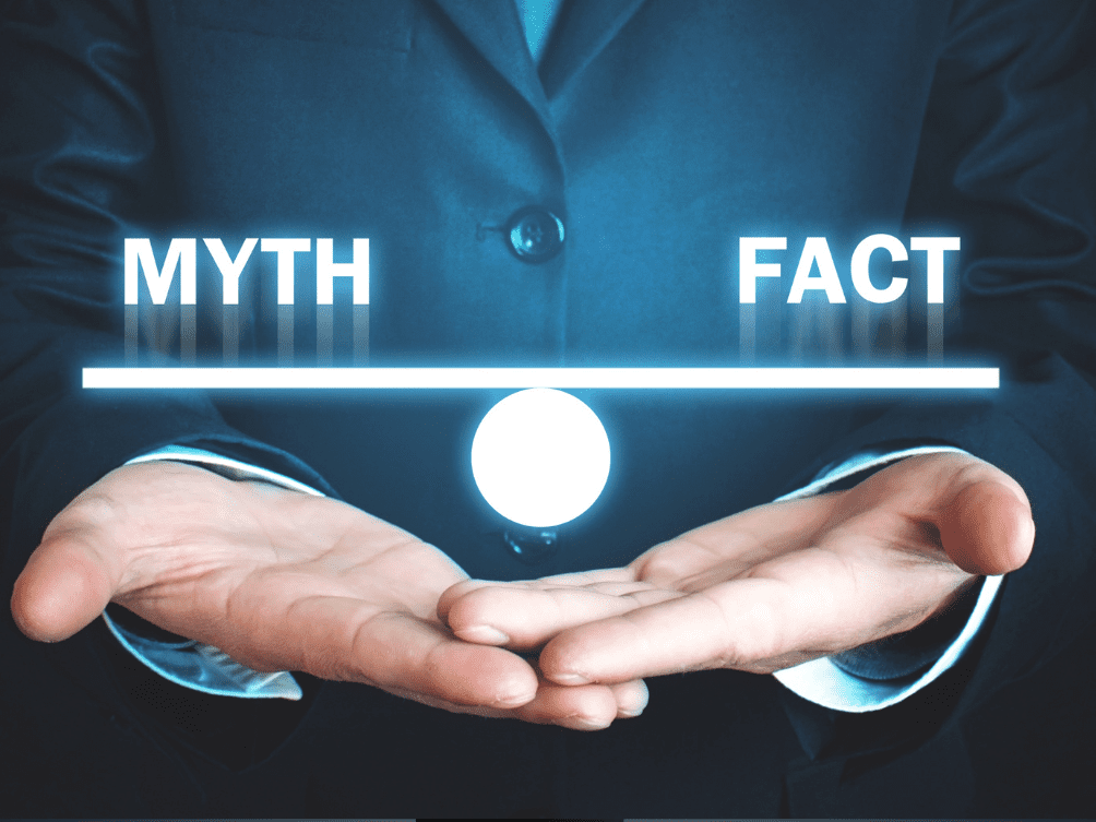 公然侮辱誹謗差別核心：事實陳述與主觀評論的區分示意圖