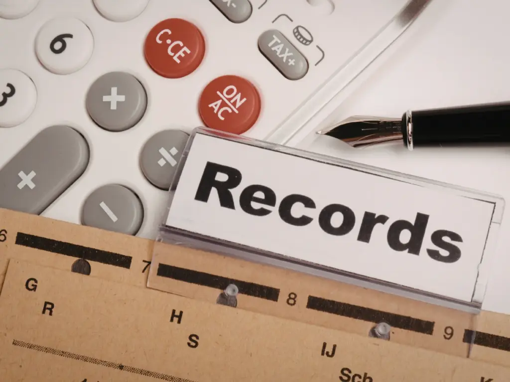 向國稅局查詢債務人財產的文件情境